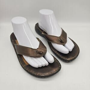 Born Women's Bronze Leather Knotted Flip Flop Thong Sandals Size 9/40.5 Comfort